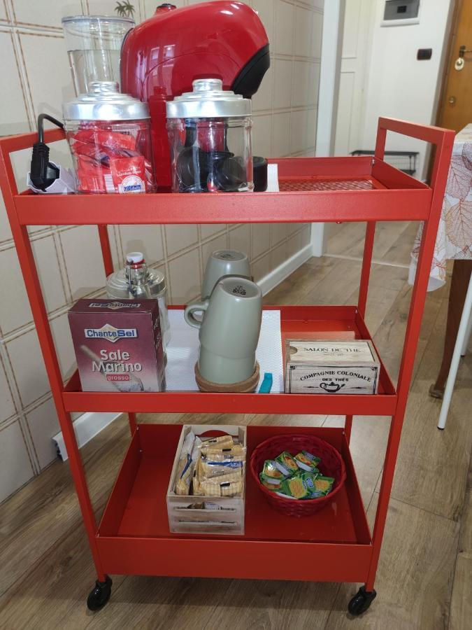 Intero Centocelle Roma. Affaccio Metro Apartamento *